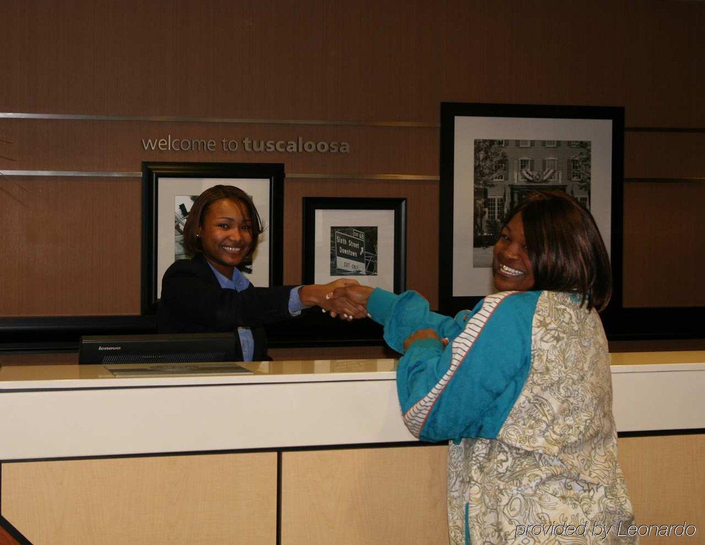 Hampton Inn Tuscaloosa - East Interior photo