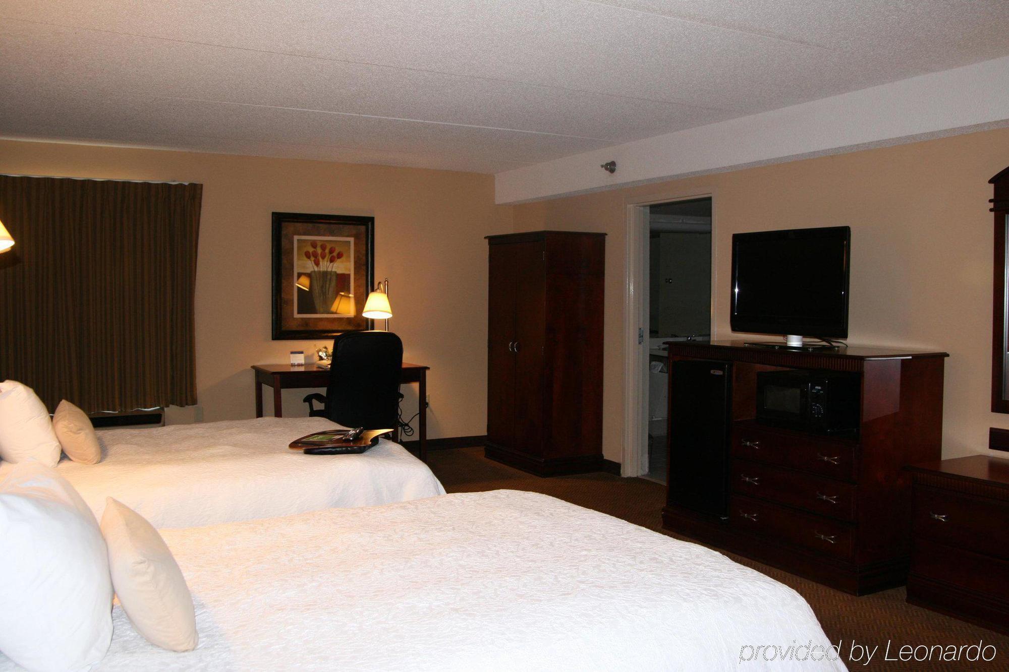 Hampton Inn Tuscaloosa - East Room photo