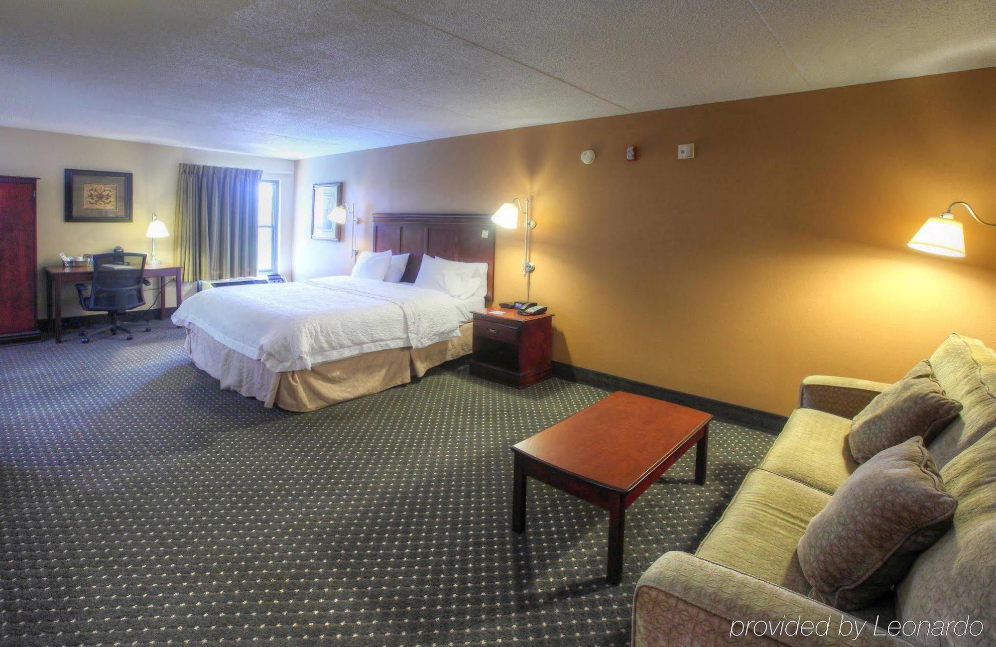 Hampton Inn Tuscaloosa - East Exterior photo