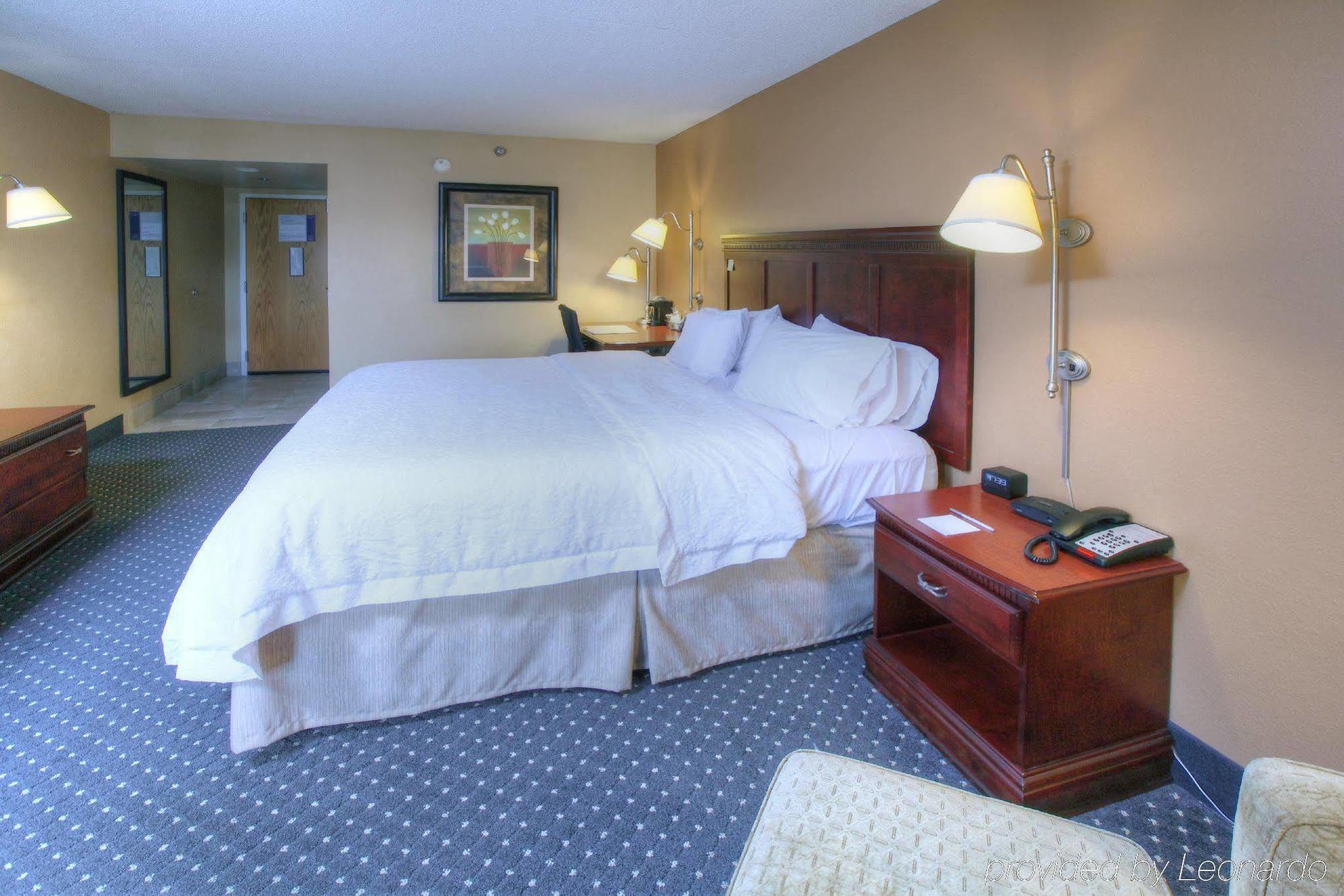 Hampton Inn Tuscaloosa - East Exterior photo