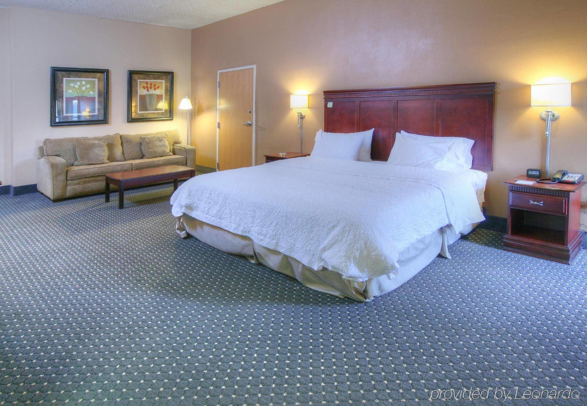 Hampton Inn Tuscaloosa - East Exterior photo